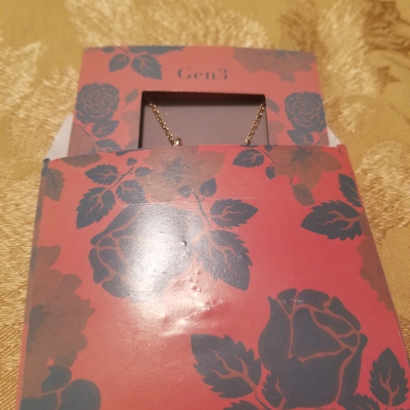 Gen3 Stella Pink Bar Necklace NIB - Picture 4 of 5